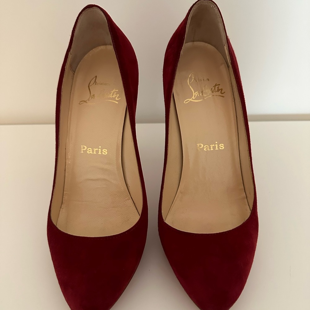 Red suede platform Christian Louboutin 🔥